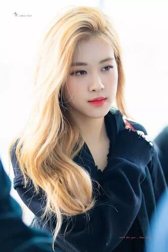 Roseanne Park | Blackpink rose, Girl, Blackpink