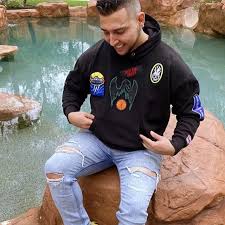 Posts tagged as #coreyschererfan | Picbabun